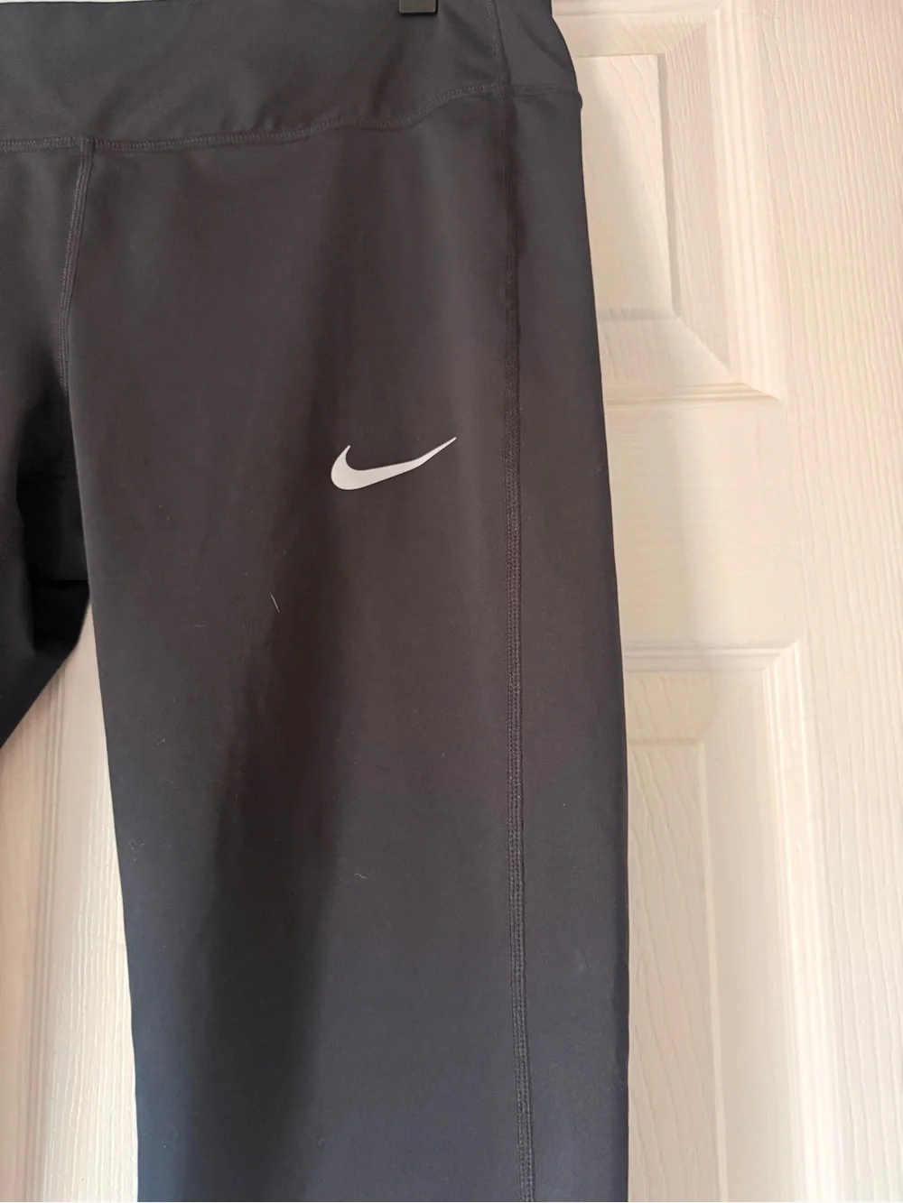 Nike sleek black